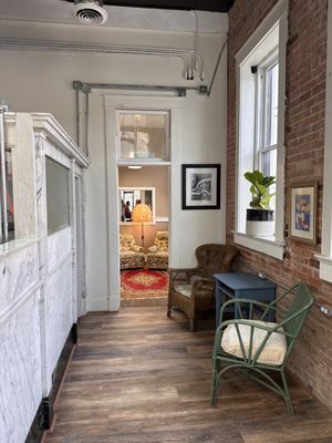 Cafe Con Leche Coffee & Bakery