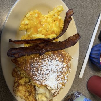 Blue Moose Cafe - Mr. Sunshine - American Near Me - Port Townsend, Washington