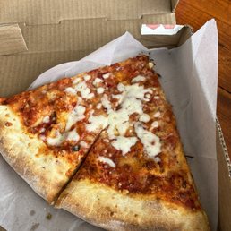 This is what they call pizza. What a joke!! The dude making the pizza was so arrogant. Wouldn't ever recommend this place, ever!! This is what they call pizza. What a joke!! The dude making the pizza was so arrogant. Wouldn't ever recommend this place, ever!!