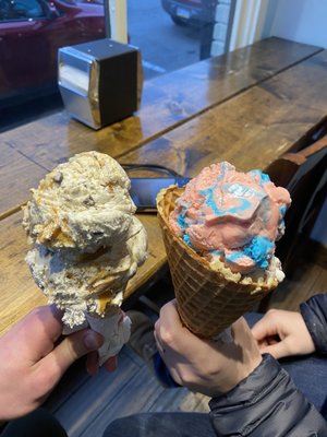 Scoops in Carnegie by null