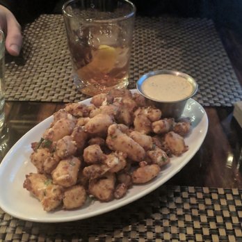 Roanoke - Cocktail Bars Near Me - Chicago, Illinois