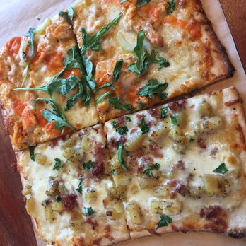 Jules Thin Crust - Pizza Near Me - Doylestown, Pennsylvania