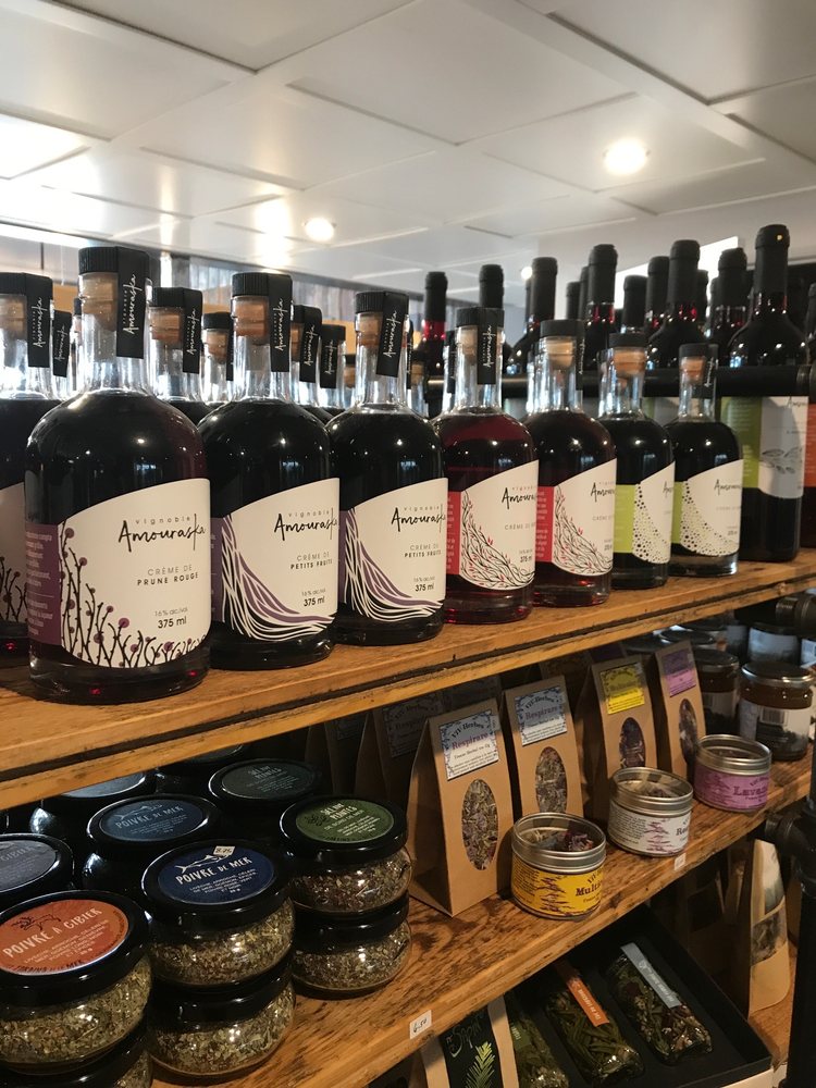 VIGNOBLE AMOURASKA Updated September 2024 568 Rang Saint Charles O