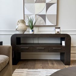 Ashley Store