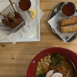 Veggie spring rolls and crispy shrimp Veggie spring rolls and crispy shrimp
