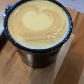 Smack Dab - Golden latte - Breakfast & Brunch Near Me - Chicago, Illinois Smack Dab - Golden latte - Breakfast & Brunch Near Me - Chicago, Illinois