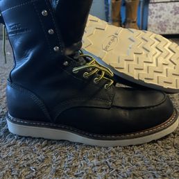 Re-sole WHITES BOOT CO Re-sole WHITES BOOT CO