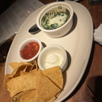 Houston's Restaurant - Spinach dip - Steakhouses Near Me - Pasadena, California Houston's Restaurant - Spinach dip - Steakhouses Near Me - Pasadena, California
