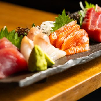 Zigu - Sashimi platter with Local Ahi, Local Amberjack, Salmon, Bluefin Chu-toro, Bluefin O-toro - Seafood Near Me - Honolulu, Hawaii Zigu - Sashimi platter with Local Ahi, Local Amberjack, Salmon, Bluefin Chu-toro, Bluefin O-toro - Seafood Near Me - Honolulu, Hawaii