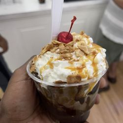 Sweet Izzy's - Sweet Heat Sundae.