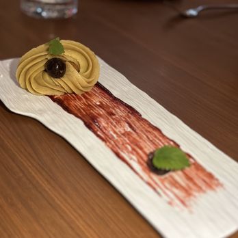 Don Alfonso 1890 - La Sfogliatella Napoletana - Keydets of phyllo cinnamon infused pastry cream - Italian Near Me - Toronto, Ontario Don Alfonso 1890 - La Sfogliatella Napoletana - Keydets of phyllo cinnamon infused pastry cream - Italian Near Me - Toronto, Ontario