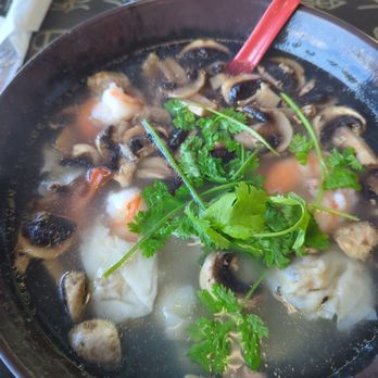 King Noodle House - A bowl of YUMMM - Chinese Near Me - Everett, Washington King Noodle House - A bowl of YUMMM - Chinese Near Me - Everett, Washington