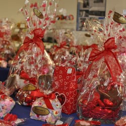 Robinson's Chocolates - Beautiful Valentine's Selections