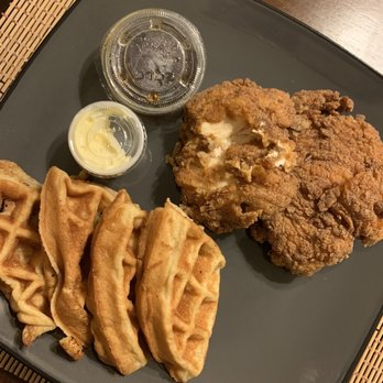 4 Chicken & Waffles - fried chicken and waffles - Waffles Near Me - Corvallis, Oregon