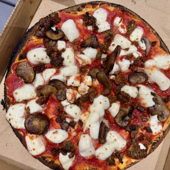 Bellatrino Pizzeria - Italian Sausage and Mushroom Pizza - Pizza Near Me - Dallas, Texas Bellatrino Pizzeria - Italian Sausage and Mushroom Pizza - Pizza Near Me - Dallas, Texas