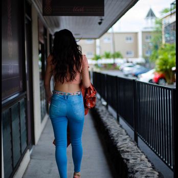 Pineapple Blush Boutique - Women's Clothing Near Me - Kailua-Kona, Hawaii Pineapple Blush Boutique - Women's Clothing Near Me - Kailua-Kona, Hawaii
