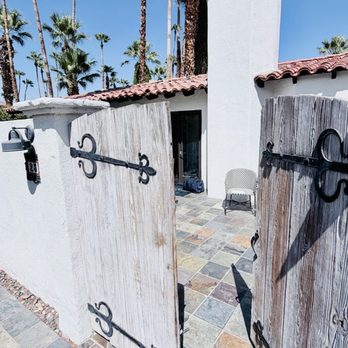 Ingleside Estate - Hotels Near Me - Palm Springs, California Ingleside Estate - Hotels Near Me - Palm Springs, California