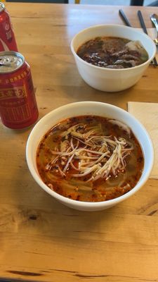 Tian Fu Noodle / DIY Hotpot by null