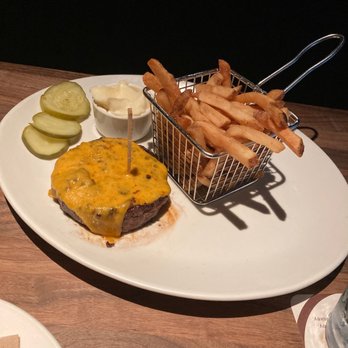 Yard House - Cheeseburger (no bun) - New American Near Me - Orlando, Florida