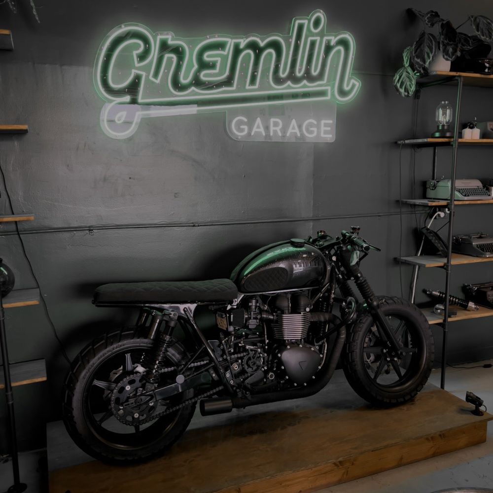 Gremlin Garage - Interior - Coffee & Tea Near Me - Costa Mesa, California Gremlin Garage - Interior - Coffee & Tea Near Me - Costa Mesa, California