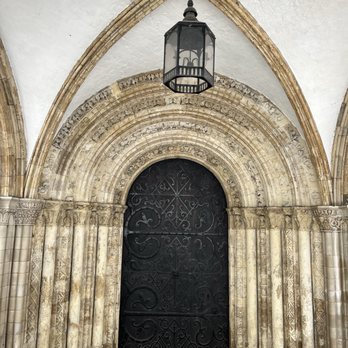 Temple Church - Door detail - Churches Near Me - London, XGL