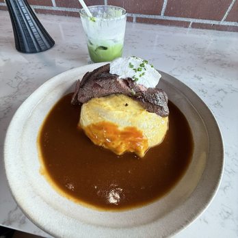 Between Us - Curry Hamburg with steak - Breakfast & Brunch Near Me - San Diego, California
