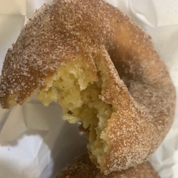 Lyman Orchards - Right out of the oven!!!! - Fruits & Veggies Near Me - Middlefield, Connecticut