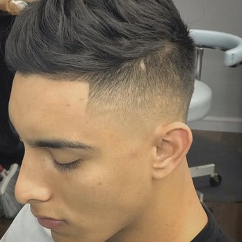 Uppercuts 909 - Mid fade - Barbers Near Me - Pomona, California