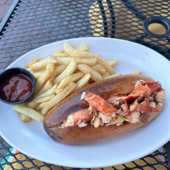 Prime on the Mile - Lobster roll - Seafood Near Me - Freeport, New York Prime on the Mile - Lobster roll - Seafood Near Me - Freeport, New York
