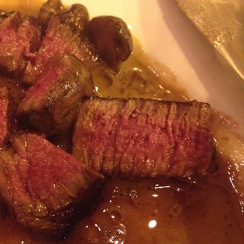 Petterinos - Medium Rare Steak Diane - YUMMM - American Near Me - Chicago, Illinois Petterinos - Medium Rare Steak Diane - YUMMM - American Near Me - Chicago, Illinois