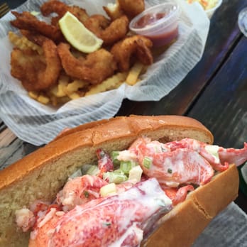 DJ's Clam Shack - Seafood Near Me - Key West, Florida