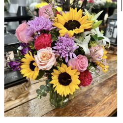 Vivian’s Flower Market - Mother's Day 2026 Catalog
