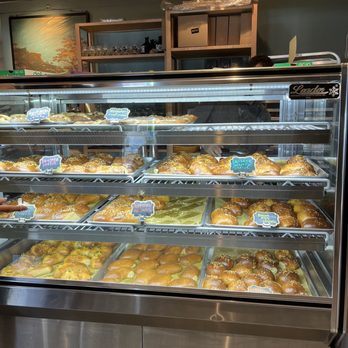 Batch - Craft Beer and Kolaches - Beer Bar Near Me - Austin, Texas
