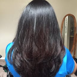Long layers, blow dry and flatiron. Long layers, blow dry and flatiron.