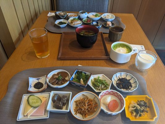 Mitsui Garden Hotel Nihonbashi Premier by null