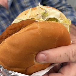 Rusty's Drive in - Chicken Burger