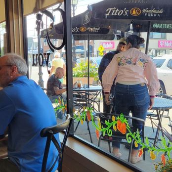 Me & You - Outside seating - Breakfast & Brunch Near Me - Bethpage, New York