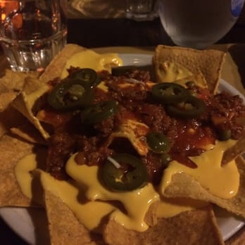 Piedra del Sol - Nachos con formaggio fuso chili di carne e jalapeno!!! - Mexican Near Me - Milan, Michigan