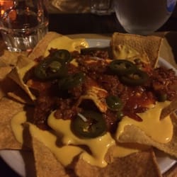 Piedra del Sol - Nachos con formaggio fuso chili di carne e jalapeno!!!