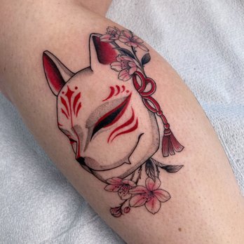Fleur Noire Tattoo - By Monica Motta - Tattoo Near Me - Brooklyn, New York Fleur Noire Tattoo - By Monica Motta - Tattoo Near Me - Brooklyn, New York