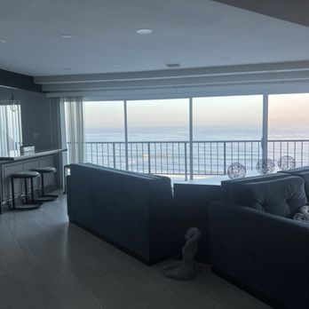 Pompeii Surgical - Living area in penthouse - Surgeons Near Me - Tijuana, BCN Pompeii Surgical - Living area in penthouse - Surgeons Near Me - Tijuana, BCN