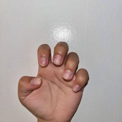 Cest Lamour Nail - Brittle nails
