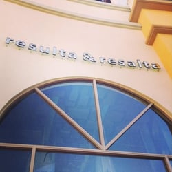 Resulta y resalta - LOGO