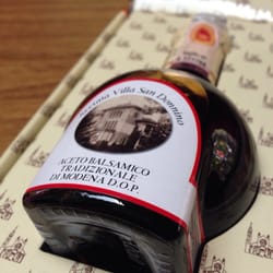 Villa San Donnino - Traditional balsamic vinegar aged for a minimum of 12 years.