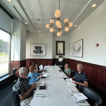 Velvet Buffalo Modern Italian - Side private room - Wine Bars Near Me - Beloit, Wisconsin