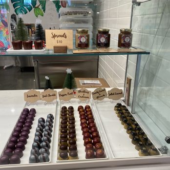 Arcay Chocolates - Chocolatiers & Shops Near Me - Washington, DC, District of Columbia