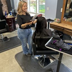 Rock Paper Scissors Salon - Miss Cynthia doing her thing!