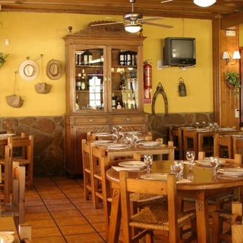 Etna - Pizza Near Me - Grao de Gandia, V Etna - Pizza Near Me - Grao de Gandia, V