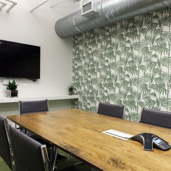 Büro MiMo - Conference Room - Shared Office Spaces Near Me - Miami, Florida