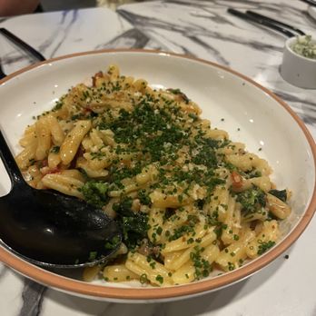 Azzurri - Ricotta Cavatelli - Italian Near Me - Harvey Cedars, New Jersey